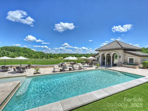 Backyard Private Oasis