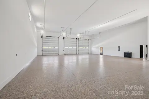 3,000 SF Heated & Cooled Garage space 