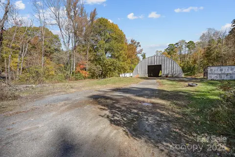Barn