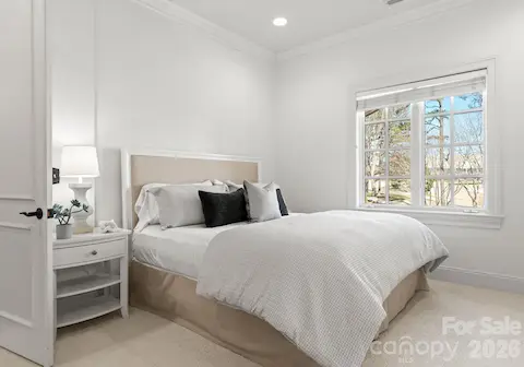 5th Ensuite bedroom
