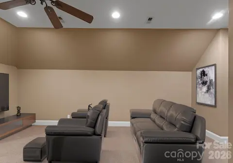 Virtual stage bonus room
