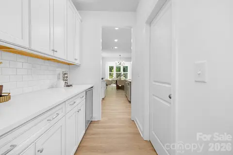Butler Pantry