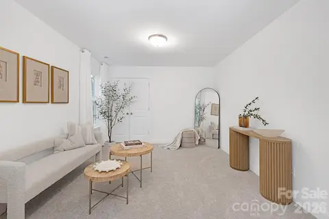 Master Sitting area