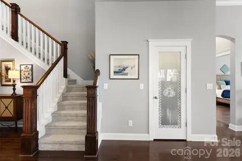 Walk-in pantry