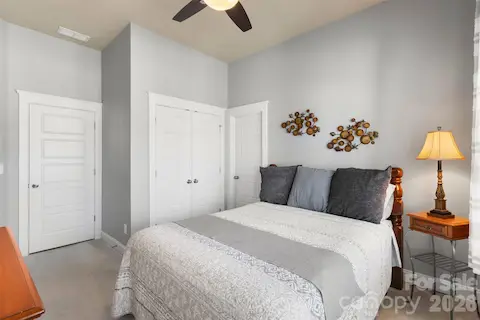 2nd en-suite with designated full bathroom
