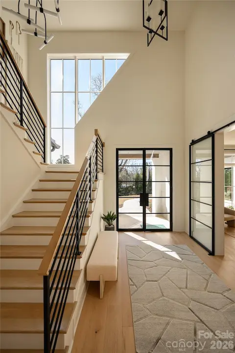 Foyer Entry