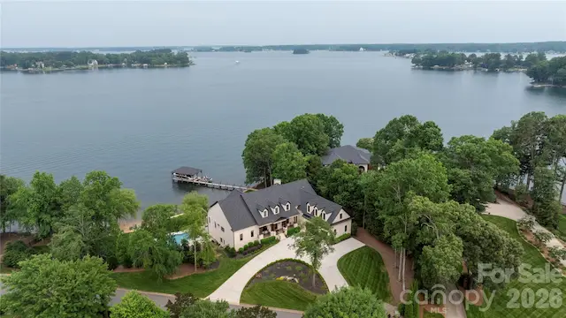 8170 Bay Pointe Drive, Denver, NC