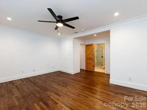 Primary suite