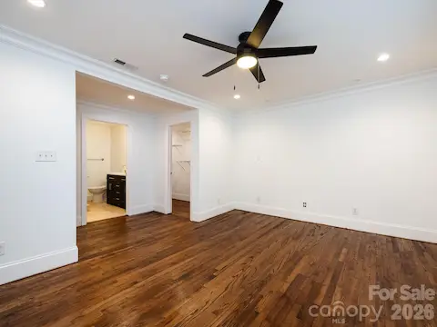 Primary suite