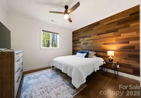 Main Level Bedroom with Enusite