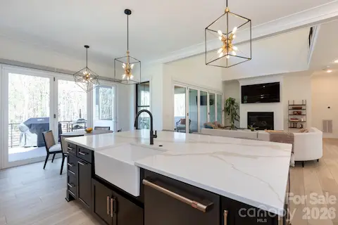 Island features additional storage