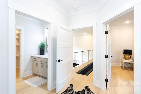 Entrance to junior suite