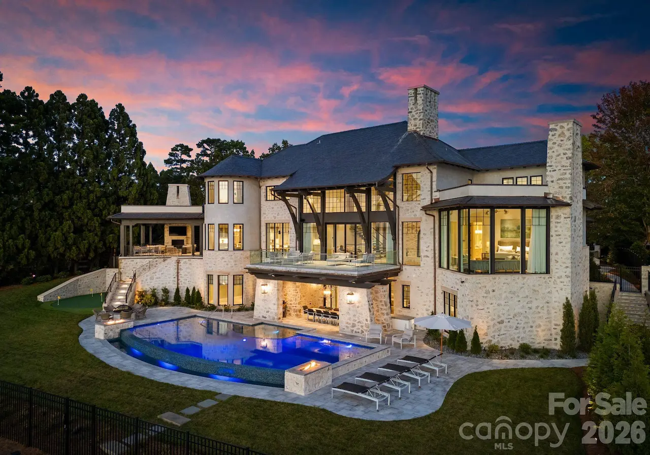 19125 Peninsula Point Drive, Cornelius, NC
