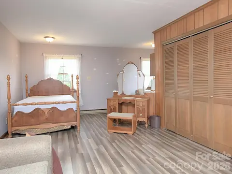 2nd living quarters BR/living area (loft)
