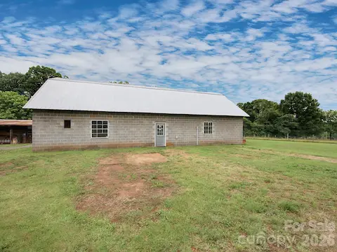 Barn/workshop/autoshop