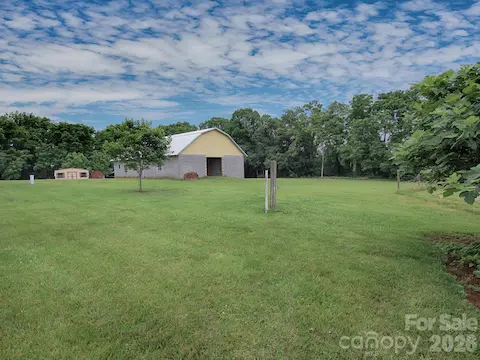 Barn/workshop/autoshop