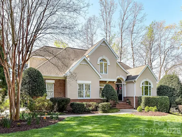 1320 Hudson Place, Davidson, NC