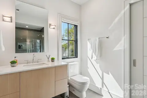 En-Suite Bath