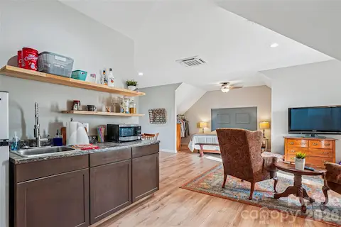 Living space in frog