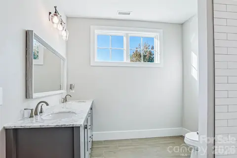 Upstairs bathroom