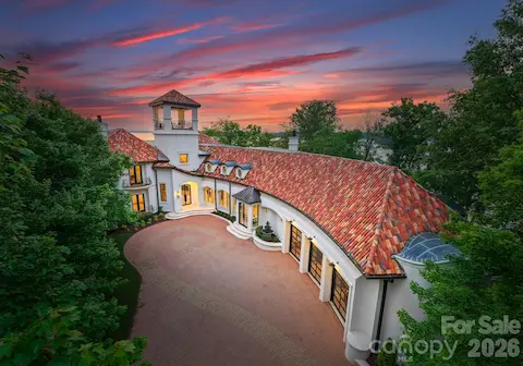 Welcome to Puesta del Sol a magnificent estate.