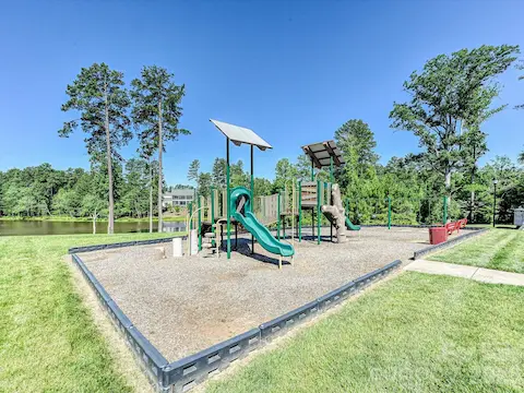 Community Amenities - Playground