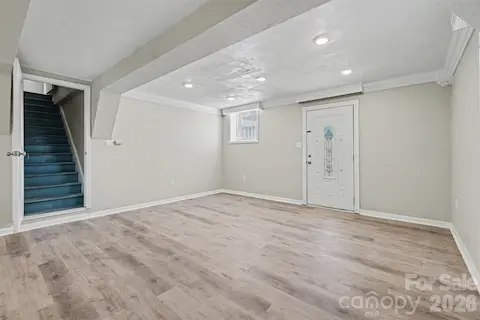 2nd Level Living room