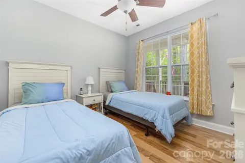 2nd front bedroom