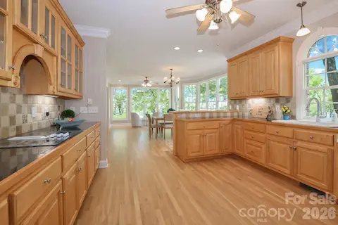 Kitchen with captivating views of the lake