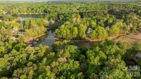 cove access to lake