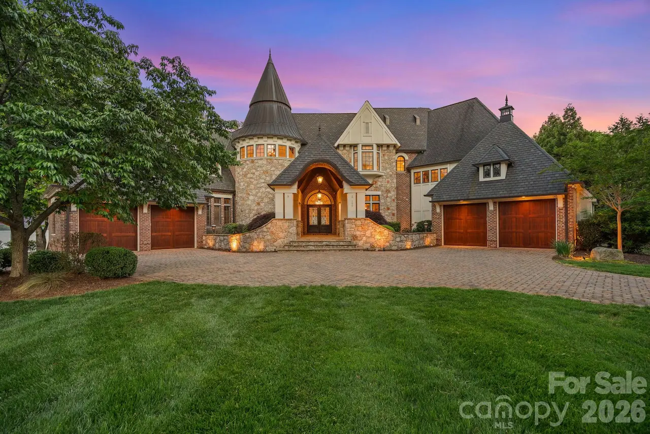 109 Conway Court, Mooresville, NC
