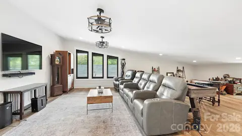 Bonus Room Upstairs