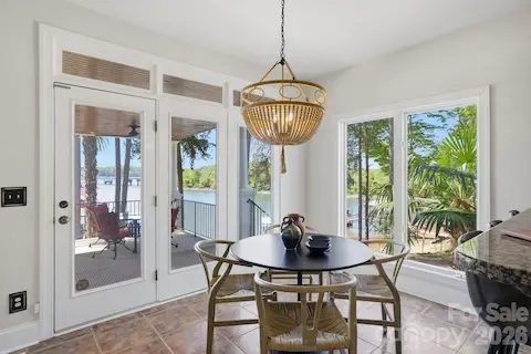 Breakfast area.