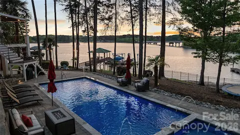 West-facing sunset view over Lake Norman.