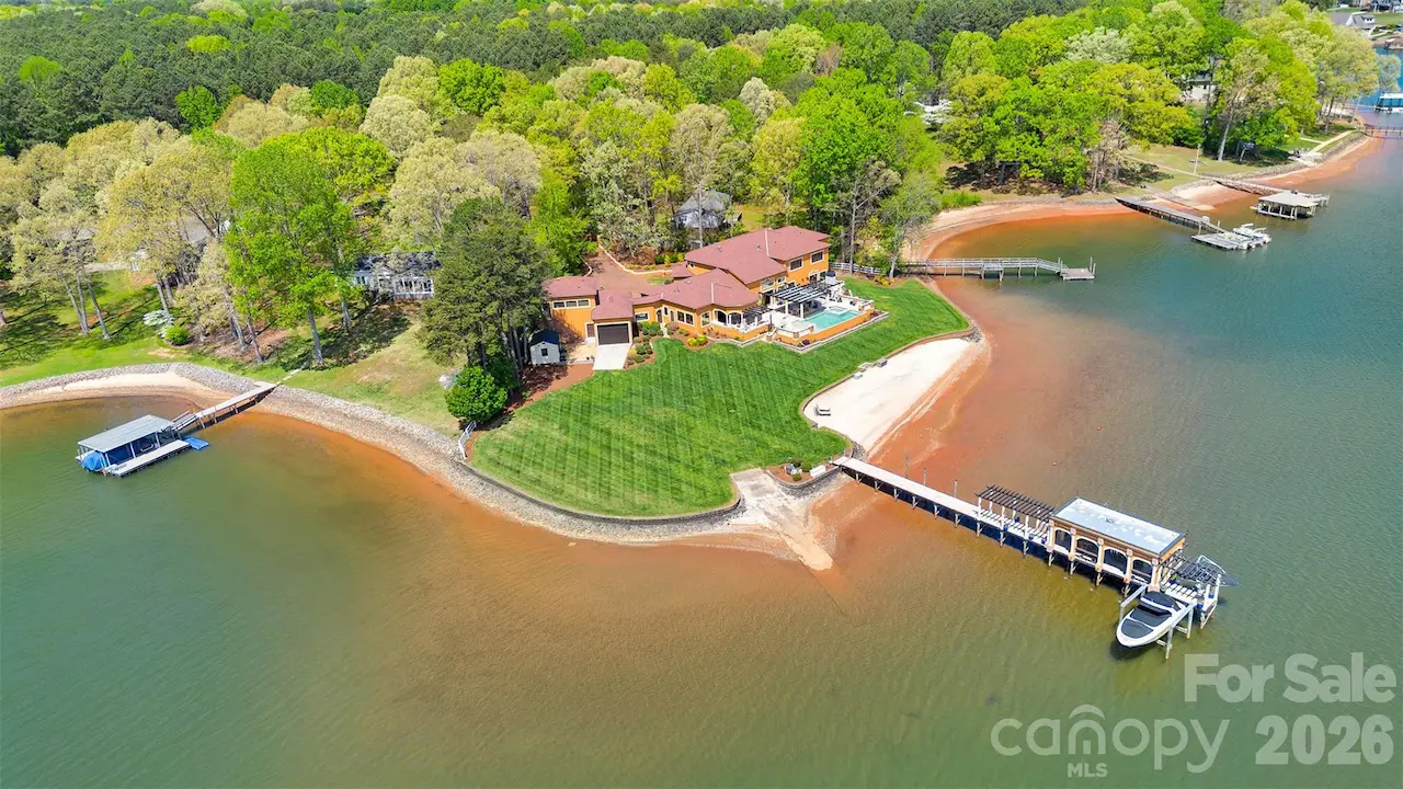 7139 Eastbrook Lane, Sherrills Ford, NC