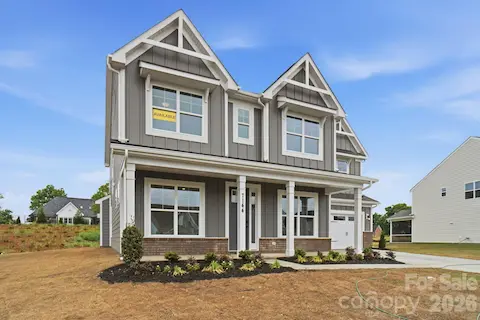 Homesite 180 features a Colfax P floorplan