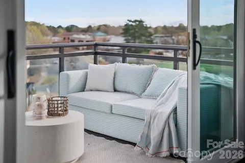 Private Balcony BR #2