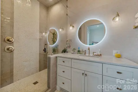 En suite #4