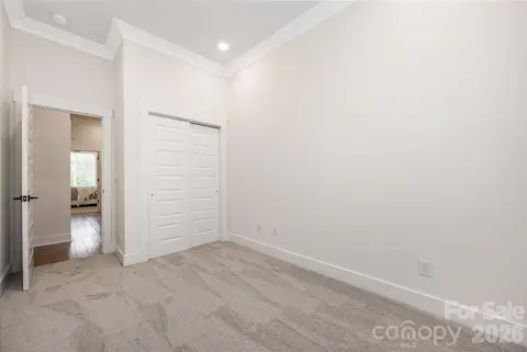 Secondary Bedroom with closet