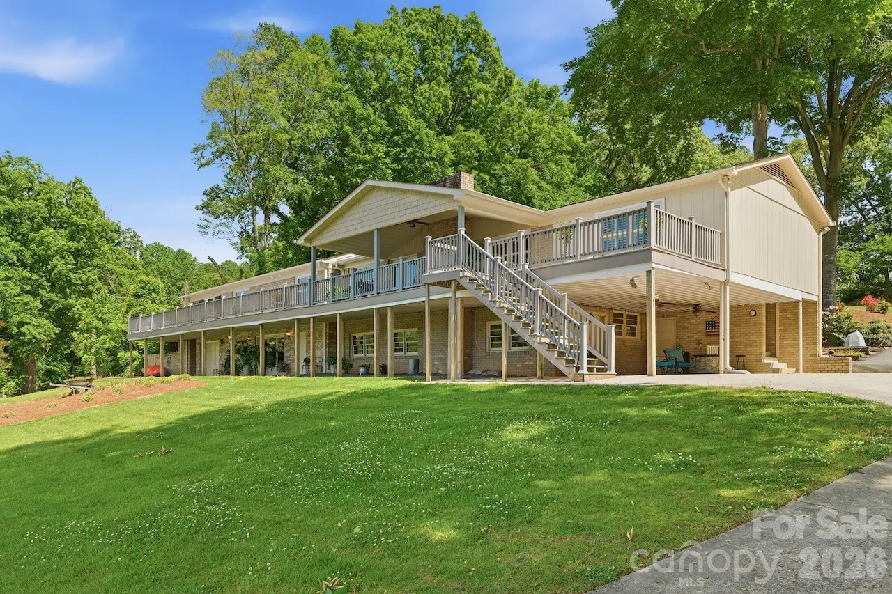 120 Shady Cove Road, Troutman, NC