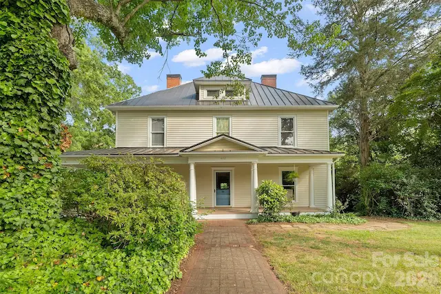 602 N Main Street, Davidson, NC