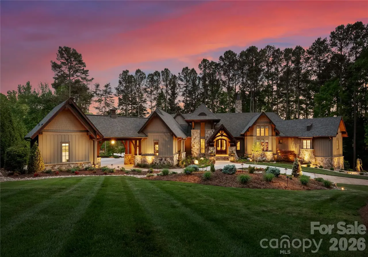 171 White Horse Drive, Mooresville, NC