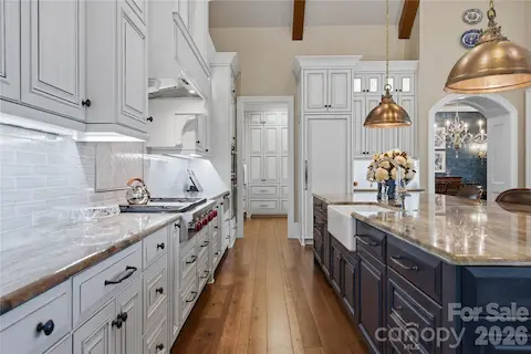 Chef’s Kitchen Detail