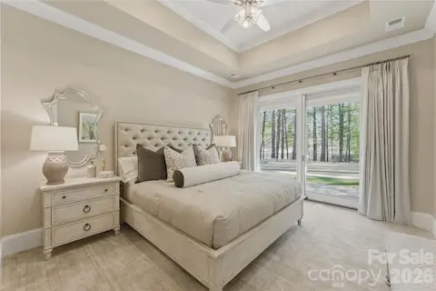 Elegant Guest Retreat