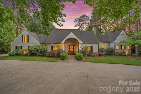 Welcome home to 107 Beachview Drive