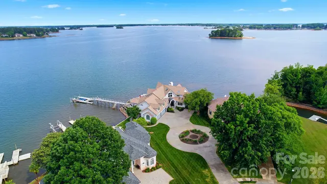 3386 Governors Island Drive, Denver, NC