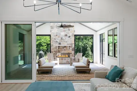 screened in porch