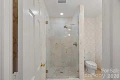 Second floor primary bath