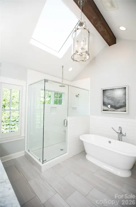 Owner's Bath