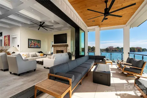 ENJOY ENDLESS VIEWS FROM YOUR UPPER LEVEL PERCH